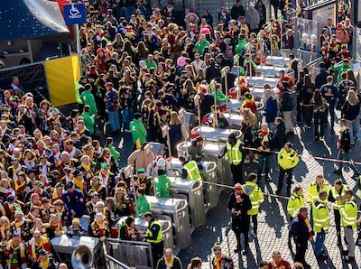 NS leert van kritiek: westkant station Den Bosch blijft deze carnaval open