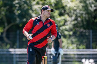 Hoe nieuwe competitieopzet Nederlandse cricketclubs op scherp zet: ‘Dit is toch één grote grap’