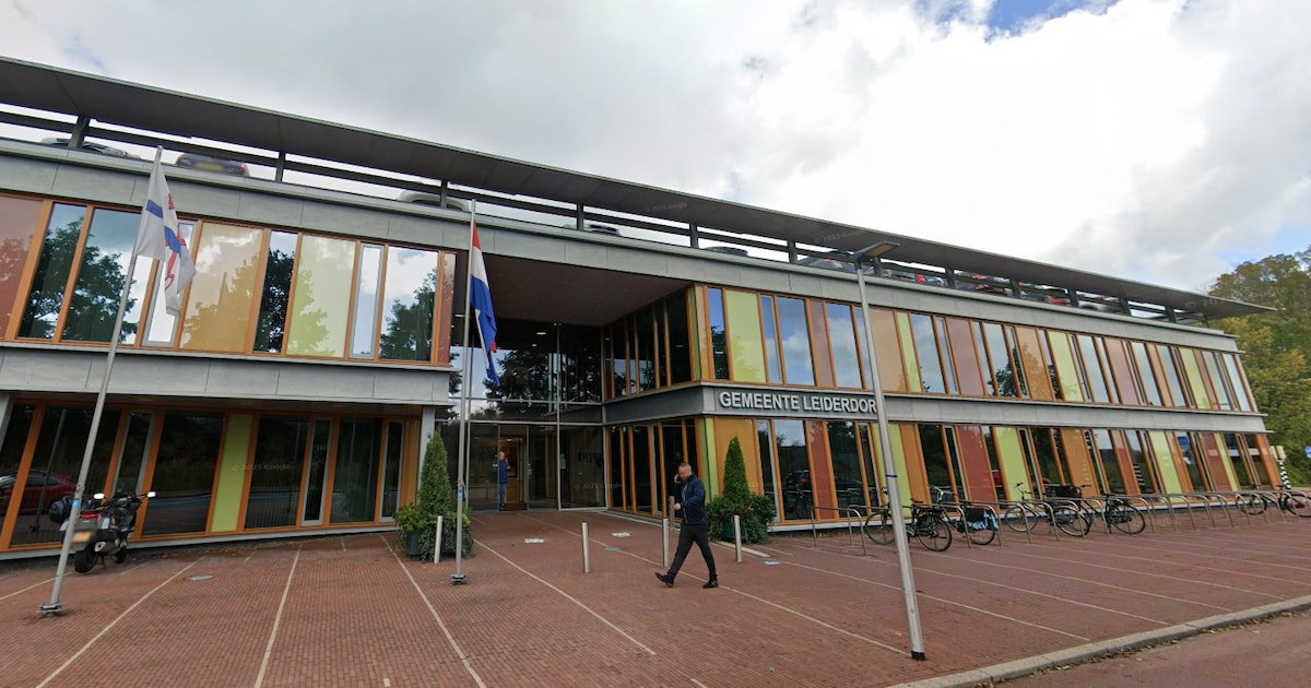 In gesprek met wethouder of burgemeester tijdens collegespreekuur in Leiderdorp