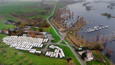 Illegale opslag chalets kost MarinaParken 20.000 euro, gemeente geeft later alsnog vergunning voor w