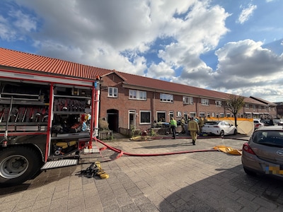 Woning vat vlam in Eindhoven, bewoonster gered en gereanimeerd