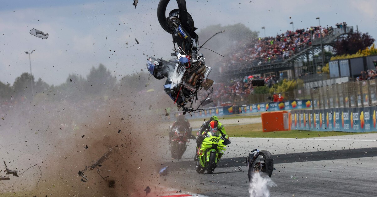 motogp-in-barcelona-opgeschrikt-door-zware-crash-van-spanjaard-lex