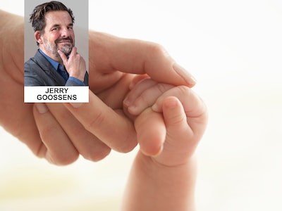 Het is een goede ontwikkeling dat baby’s niet altijd uitsluitend de achternaam van de vader krijgen,