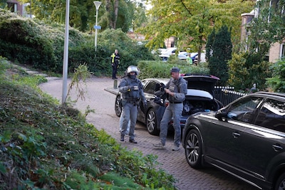 Politieactie in Kampen: man met verward gedrag aangehouden die ‘iets in brand wilde steken’