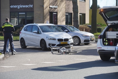 Fietser gewond na botsing op de Bremenweg in Deventer