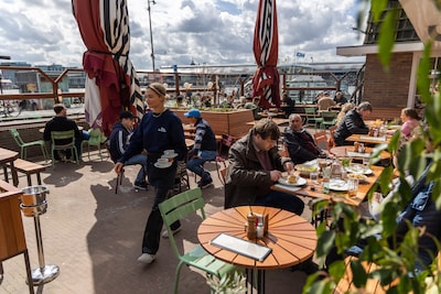 Deze studenten voeren actie tegen gentrificatie in de stad: ‘Amsterdam wordt langzaam gepolijst’