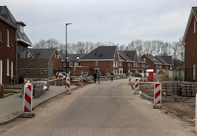 Huizenfabriek failliet: bouw in nieuwbouwwijk Asten mogelijk vertraagd