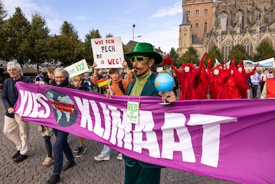 Klimaatmars in Den Haag met duidelijke boodschap: ‘Stop de fossiele subsidies’