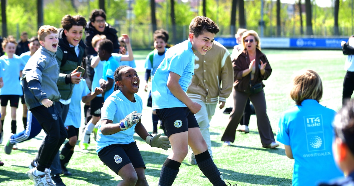 Schoolvoetbaltoernooi: ‘Gamen in het echt!’