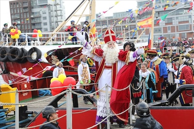 Sinterklaas op Scheveningen: route, afsluitingen en weerbericht