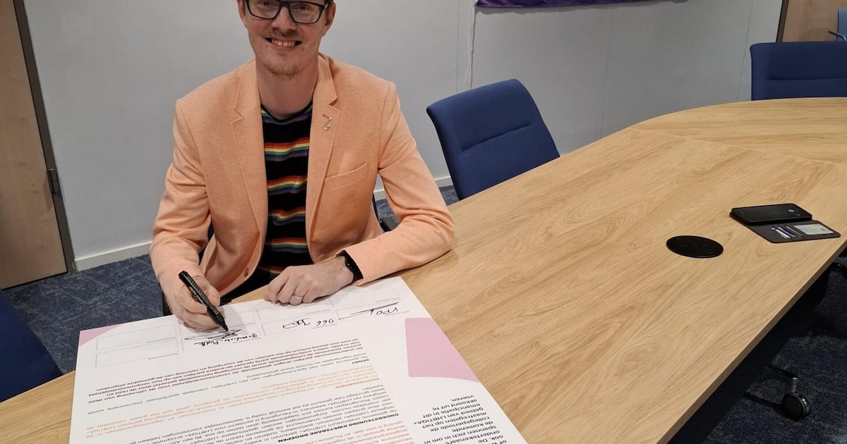 Politieke partijen ondertekenen regenboogakkoord in Ooststellingwerf