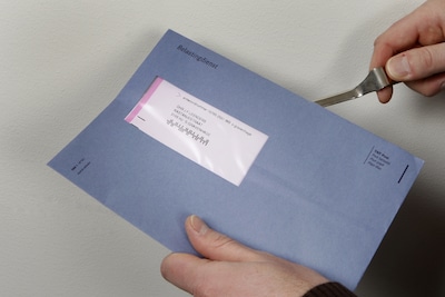 Toeslagen afschaffen en zorgpremie omlaag: SER adviseert regering over enorme belastingherziening