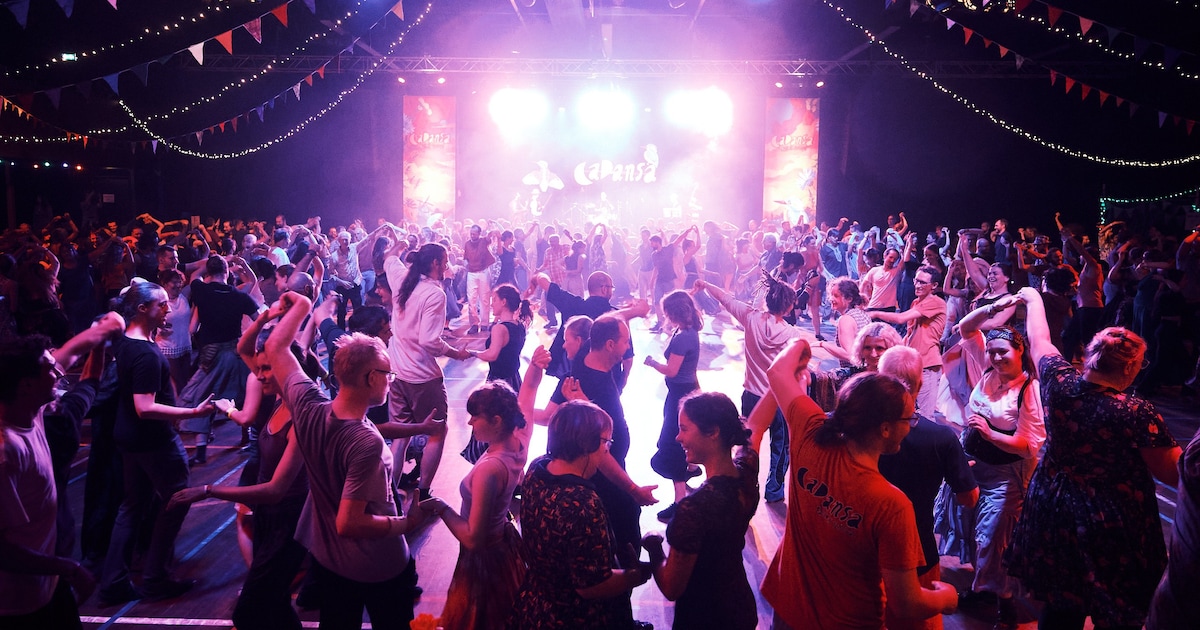 Dansen op livemuziek bij internationaal festival CaDansa in Steenwijk