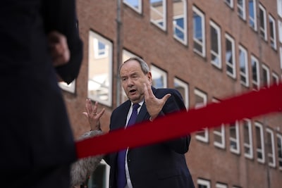 De klem waarin Hans Vijlbrief zit: loyaal aan Jetten, trouw aan zijn proefschrift