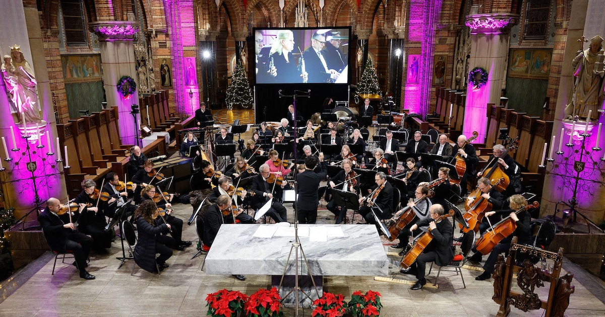 Hilversum viert nieuwjaar met gratis bijeenkomst en muziek in Sint Vituskerk op 6 januari