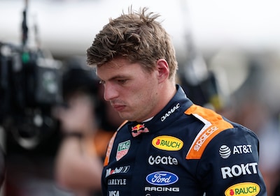 Max Verstappen speelt bijrol in sprintkwalificatie op Zandvoort, George Russell pakt poleposition