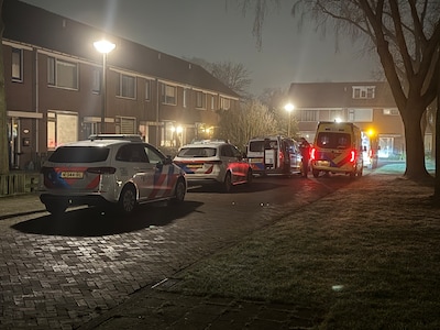 Van R. stak zijn stiefvader in Holten zeven keer uit angst, nu huilt hij om diens vergeving
