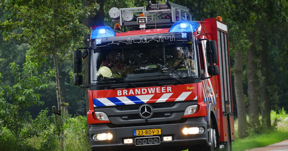 Brandweer ingezet voor gaslekkage op de Holdingawei in Feinsum