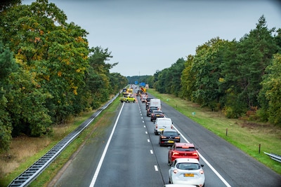 Spoedreparatie bij Strand Nulde: files in beide richtingen op A28