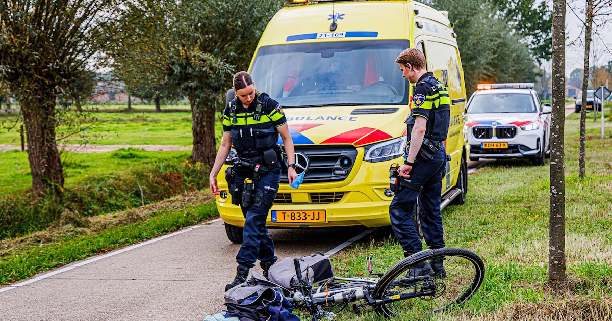 Man gewond door val van fiets in Boxtel, naar ziekenhuis gebracht