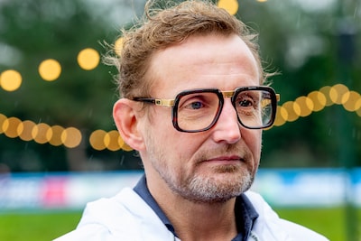 Prins Bernhard verkoopt al zijn zakelijke belangen, ook in Circuit Zandvoort