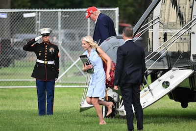 Regering-Trump zakt weg in chaos terwijl de president zich vooral bezighoudt met zijn peperdure balzaal