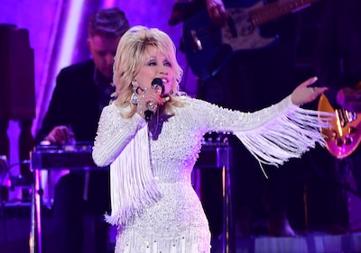 Dolly Parton openhartig over gezondheidsproblemen: ‘Maar ik blijf werken’