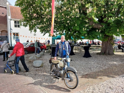 Glimmend chroom en opgepoetst lak: ‘brommers kieken’ in Montfoort