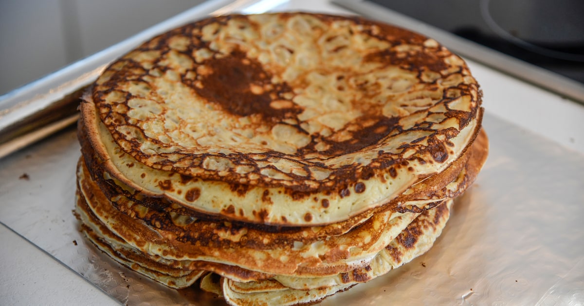 RAAK Stabroek bakt pannenkoeken voor Lichtmis