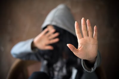 Verwarde zoon mishandelt moeder, politie zet taser in om hem aan te houden