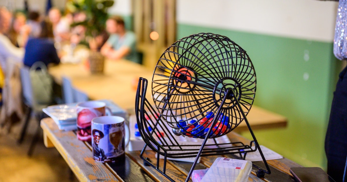 Carnavalsvereniging Berg en Dal laat de ballen rollen voor geitenbingo