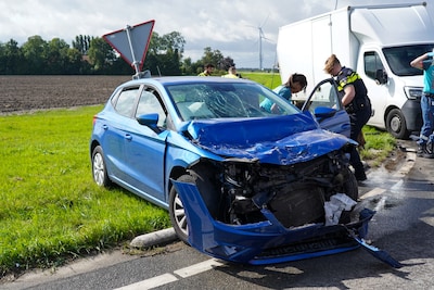 Eén gewonde bij flinke botsing op N309 bij Dronten