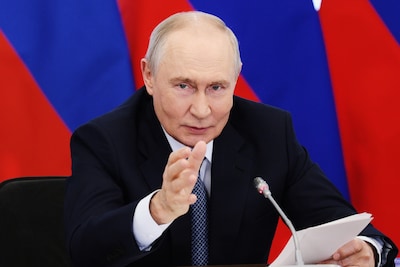 LIVE Oorlog Oekraïne | Kremlin waarschuwt VS na akkoord sanctiepakket: ‘Dit zal het vredesproces bemoeilijken’