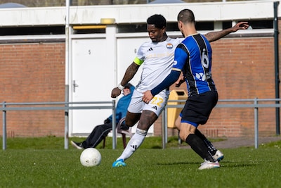 Eljero Elia hard onderuit en doedelzak bij derby: lees hier al het voetbalnieuws uit jouw gemeente