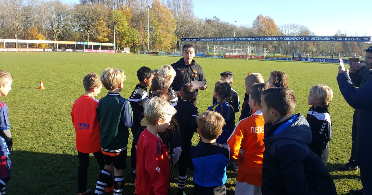 Voetballes van Vanenburg | Regio | AD.nl