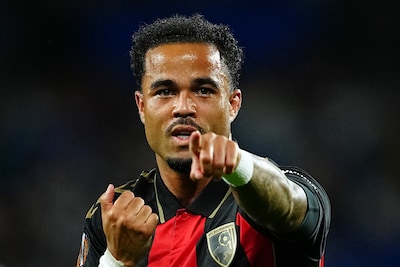 Droomdebuut voor Bournemouth in Europa dankzij goals Kluivert en Rayan