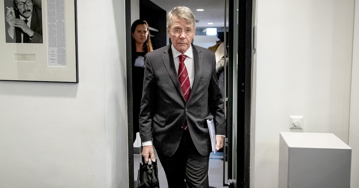 Oud-minister Piet Hein Donner geeft in Sondel lezing over zijn politieke ervaringen