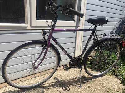 ‘Mannen ontwaakt! Red de herenfiets’