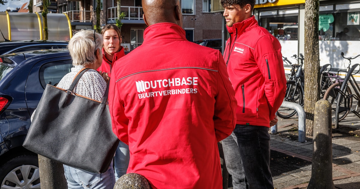 Hoe buurtverbinders de kou uit de lucht halen rond het azc in IJsselstein: ‘Links én rechts zijn bli