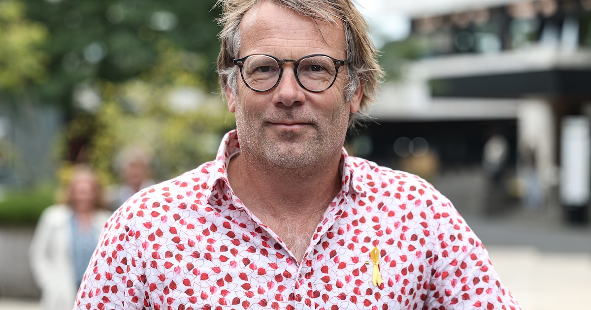 Presentator Patrick Lodiers presenteert het Sportgala in Abcoude