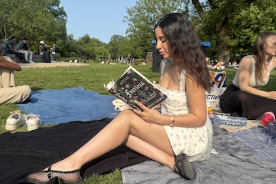 Almost Outside Reading Day in Haarlem! 5 must-reads according to popular BookTokker Marwa