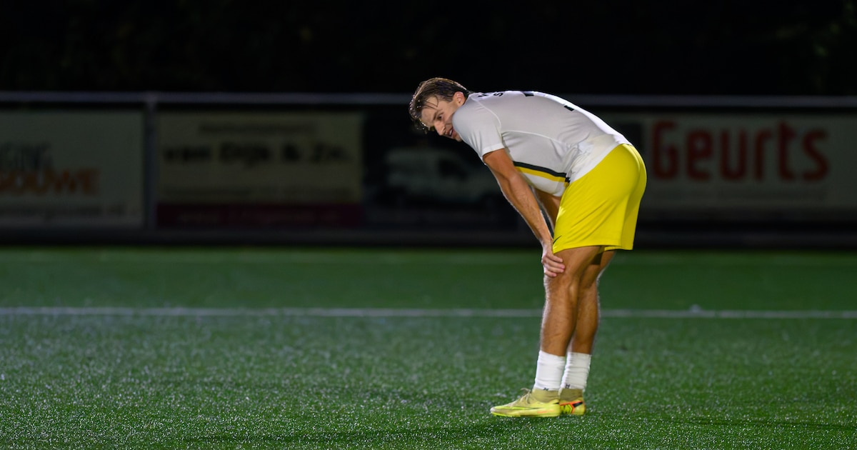 Van Houten van held naar schlemiel bij DONK: ‘Mijn vader schreeuwde nog: laat hem nou geen penalty n