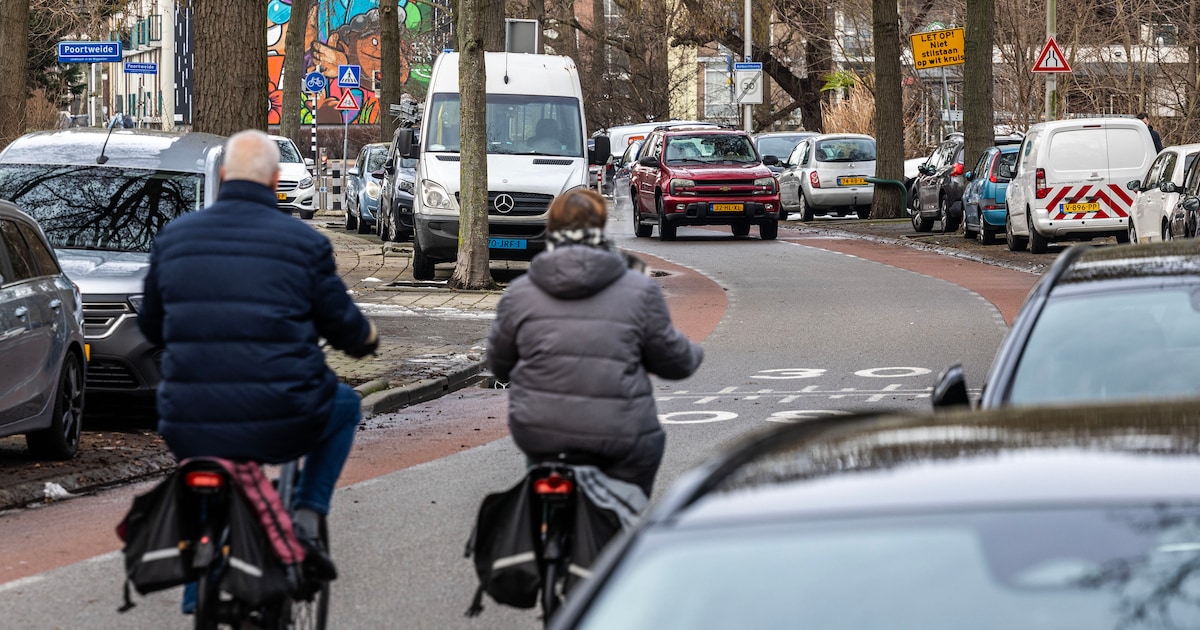 Parkeerchaos dreigt in Wateringen door betaald parkeren in Den Haag: ‘College moet concrete maatrege