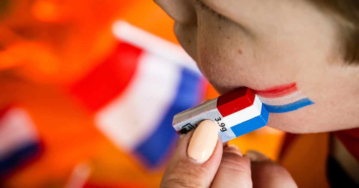 Bibliotheek IJsselstein viert WK met oranje-actie