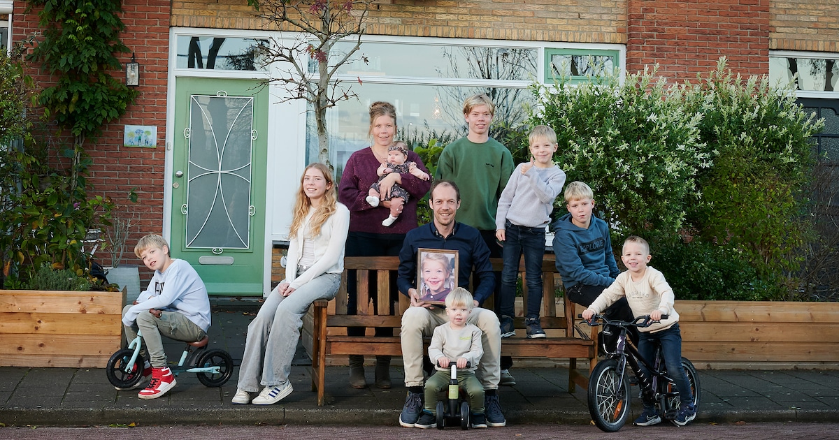 Nieuwe woning familie Blom valt niet in de smaak bij kinderen: 'Je kan  beter alles afbreken en opnieuw beginnen' | Show | AD.nl