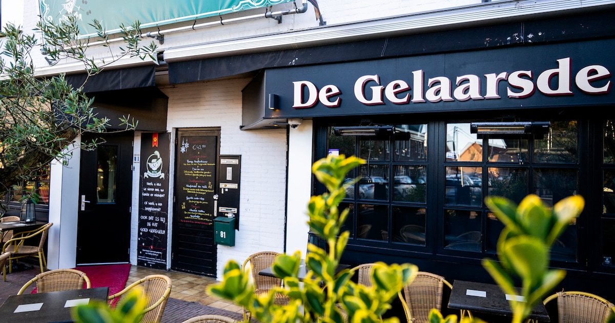 De kattenhapjes zijn verdwenen, maar de dip en spareribs ontbreken niet bij deze bistro