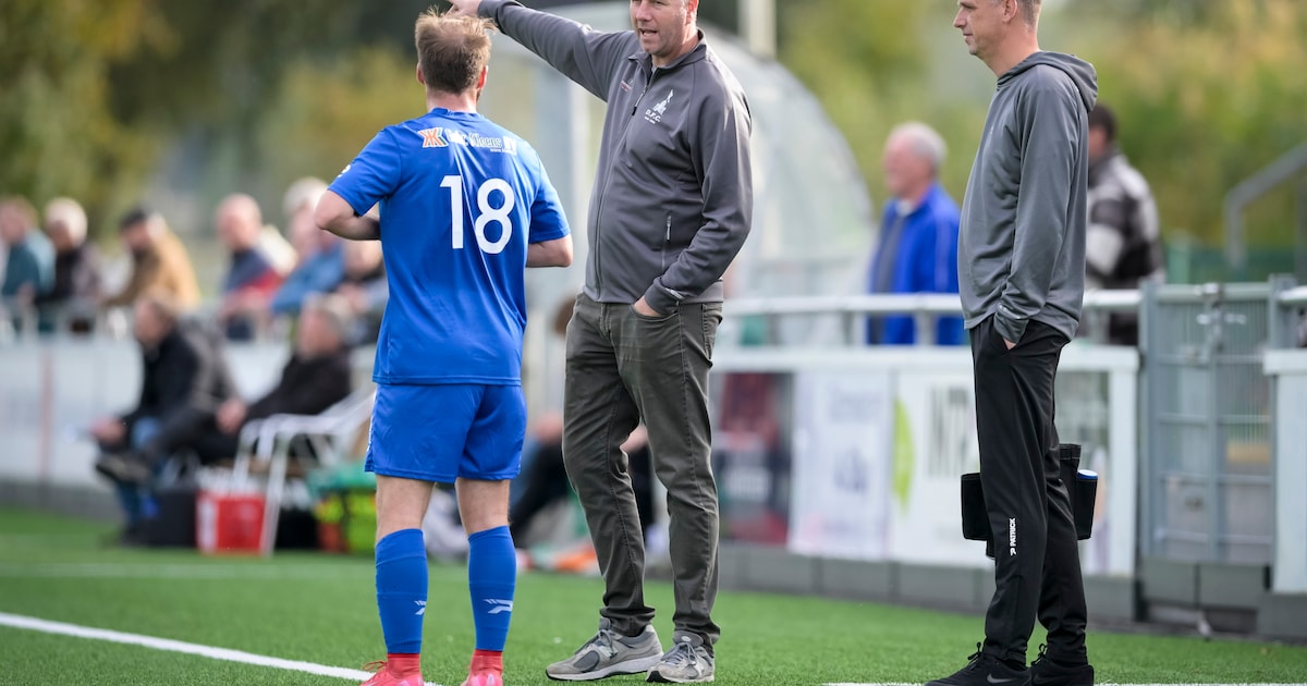 Het is toch echt waar: Danny Slegers neemt na elf jaar afscheid als trainer van DFC