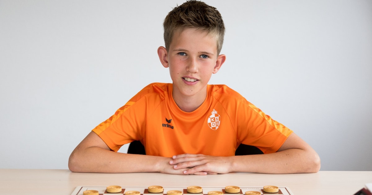 Vijftiende van de wereld ondanks pech: jeugddammer Sven (12) geeft niet op