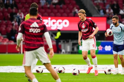 Trainer Míchel verrast met opstelling Ajax: basisplaats voor Paes en Wijndal, Dolberg vervangt zieke Tolu tegen Willem II