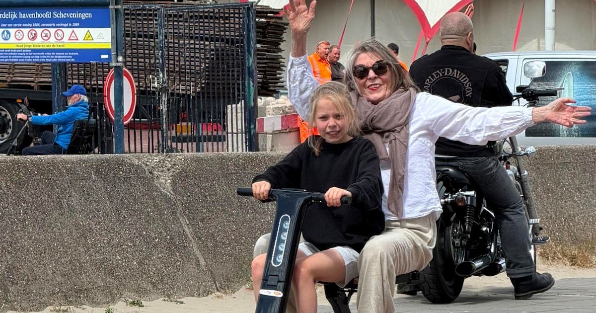 ‘Met zonder handen’ op de scootmobiel en gelegenheidsconcert in Huissen